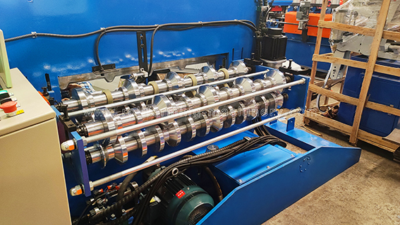 Máquina de formação de rolo de friso automático (horizontais e verticais duas direções)