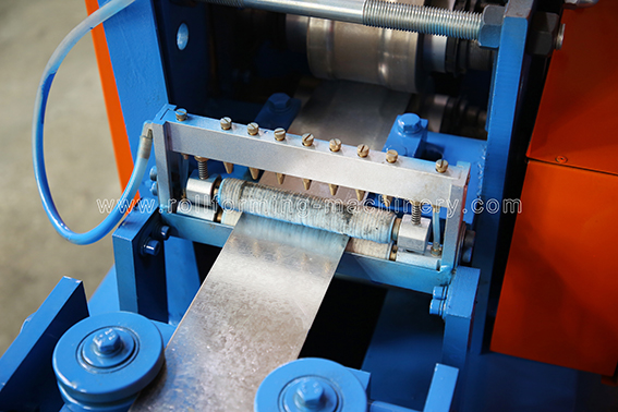 Dispositivo de guia de alimentação