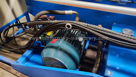 M&aacute;quina de forma&ccedil;&atilde;o de rolo de friso autom&aacute;tico (horizontais e verticais duas dire&ccedil;&otilde;es)